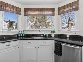 615 Saw Mill Brook Pkway, Newton MA 02459