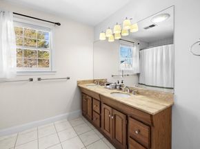 615 Saw Mill Brook Pkway, Newton MA 02459