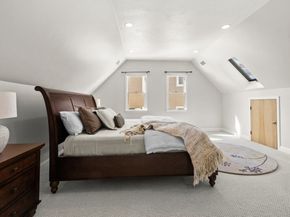 615 Saw Mill Brook Pkway, Newton MA 02459