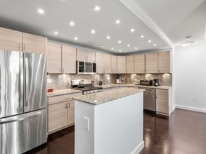 9 Hawthorne Place 7E, Boston MA 02114