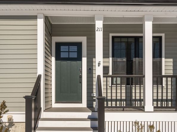 211 Florence Ave, Arlington MA 02476