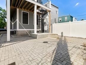 655 E 5th St, Boston MA 02127