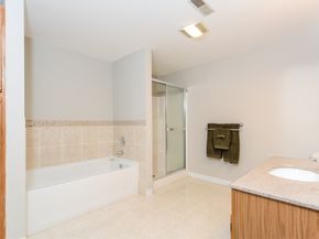 5 Ann Dr 5, Grafton MA 01536