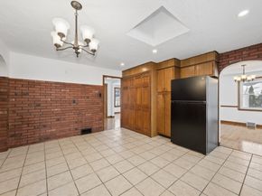 39 Bullard Ave, Worcester MA 01605