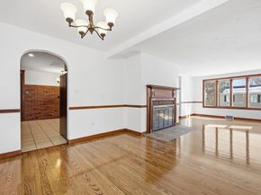 39 Bullard Ave, Worcester MA 01605