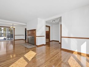 39 Bullard Ave, Worcester MA 01605