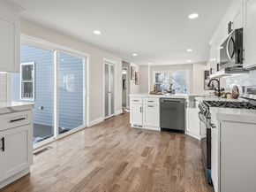 122 Copperfield Rd, Worcester MA 01602