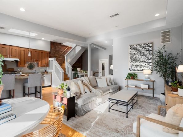 12 Worcester Square 5, Boston MA 02118