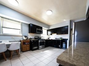 27 Wave C, Revere MA 02151