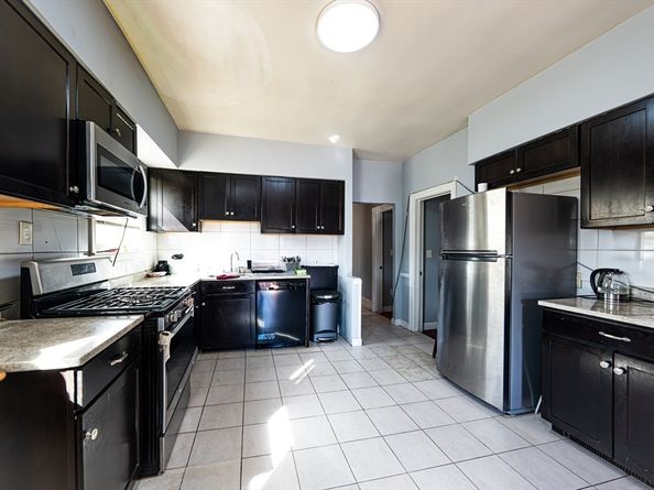 27 Wave C, Revere MA 02151