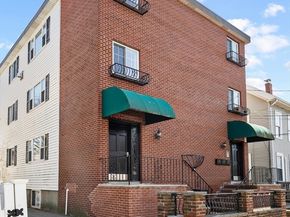 24 Glen St 1, Somerville MA 02145