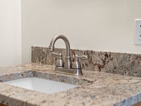 24 Glen St 1, Somerville MA 02145
