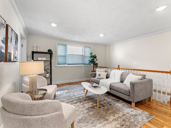 24 Glen St 1, Somerville MA 02145