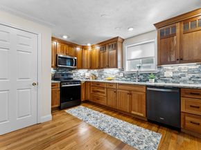 24 Glen St 1, Somerville MA 02145