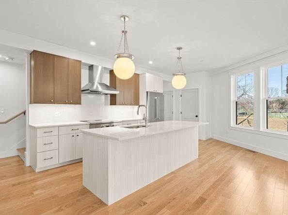6 Dellmore Rd 3, Boston MA 02130