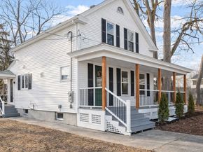 328 Oxford St N, Auburn MA 01501