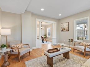 328 Oxford St N, Auburn MA 01501