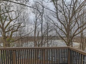 36 Eagle Rd, Worcester MA 01605