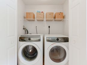 30 Chocolog Rd, Uxbridge MA 01569