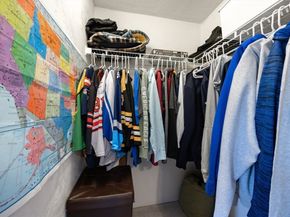 30 Chocolog Rd, Uxbridge MA 01569