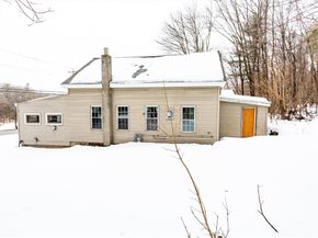 132 E Main St, West Brookfield MA 01585