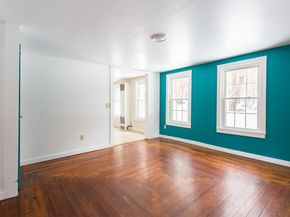 132 E Main St, West Brookfield MA 01585