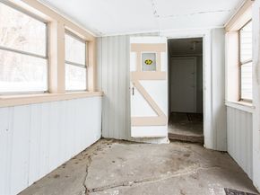 132 E Main St, West Brookfield MA 01585