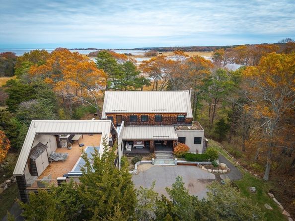15 Lufkin Point Rd, Essex MA 01929