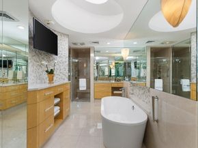 9 Singletree Road, Brookline MA 02467