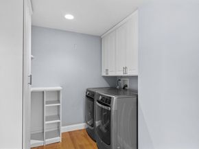 40 Catherine B, Boston MA 02131