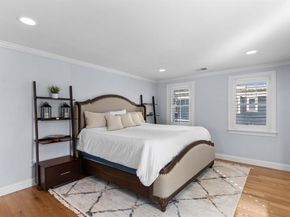 40 Catherine B, Boston MA 02131