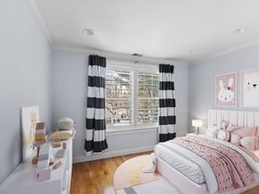 40 Catherine B, Boston MA 02131