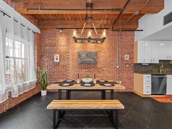 9 W Broadway 214, Boston MA 02127