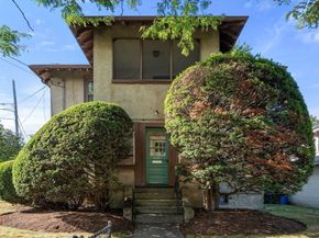 1629 Centre St, Newton MA 02461