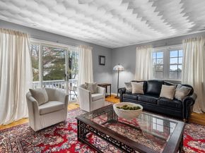 2 Lions Ln 2, Salem MA 01970