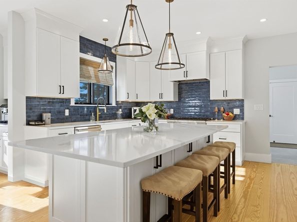 6 Litchfields Way, Walpole MA 02081