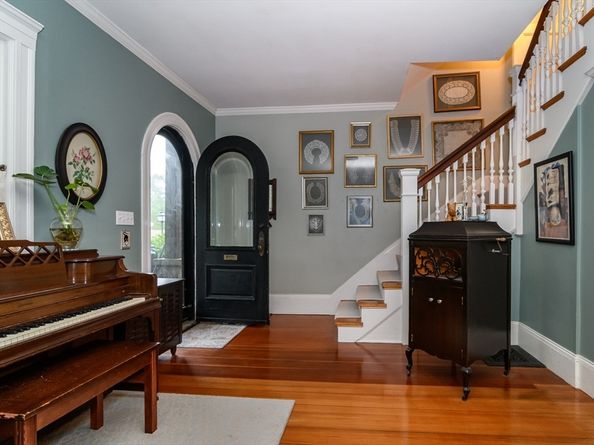 18 Eaton Court, Wellesley MA 02481