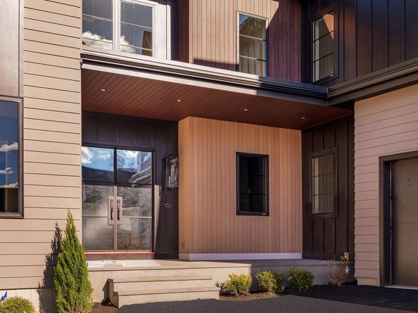 25 White Ave, Newton MA 02459