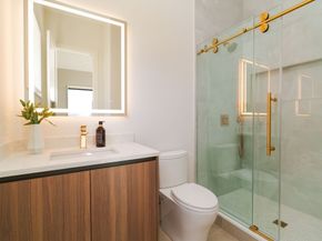 25 White Ave, Newton MA 02459