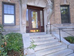 122 Riverway 5, Boston MA 02215