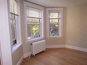 122 Riverway 5, Boston MA 02215