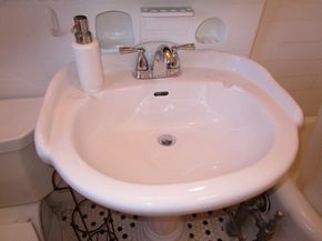 122 Riverway 5, Boston MA 02215