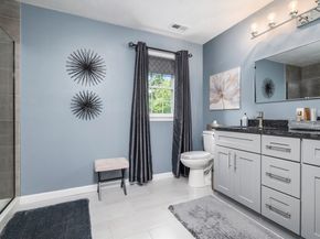 16 Farnum St, Uxbridge MA 01569