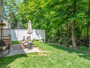 16 Farnum St, Uxbridge MA 01569