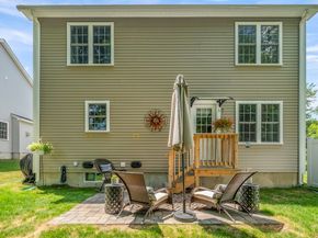 16 Farnum St, Uxbridge MA 01569