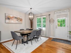 16 Farnum St, Uxbridge MA 01569