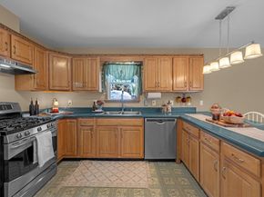 119 Taylor St, Littleton MA 01460