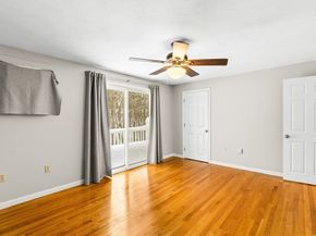 153 Bayberry Hill Ln 153, Leominster MA 01453