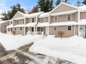 153 Bayberry Hill Ln 153, Leominster MA 01453