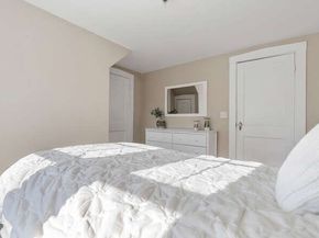 176 Bay State Rd, Melrose MA 02176